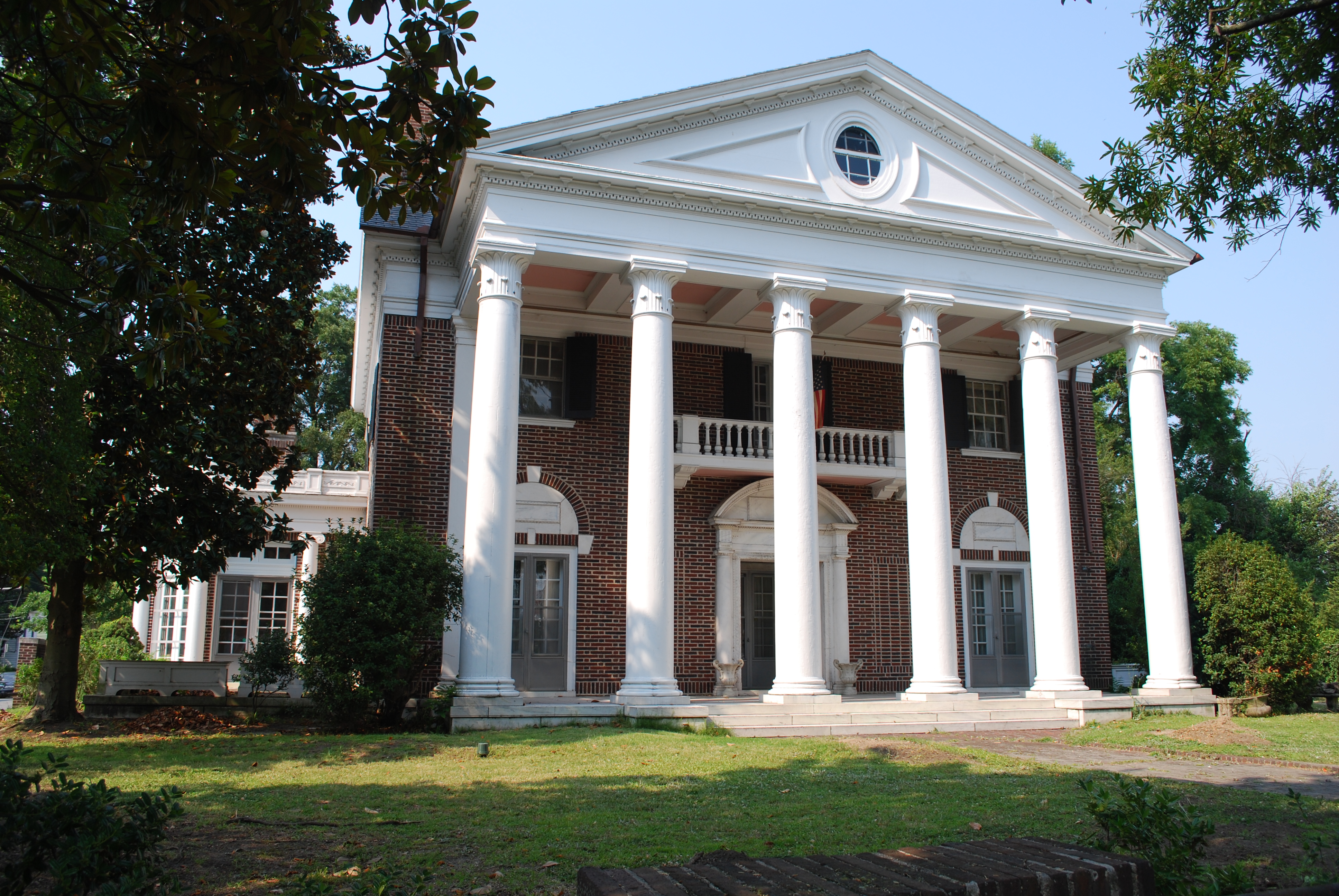 HISTORIC SUFFOLK HOME ABCole and Associates